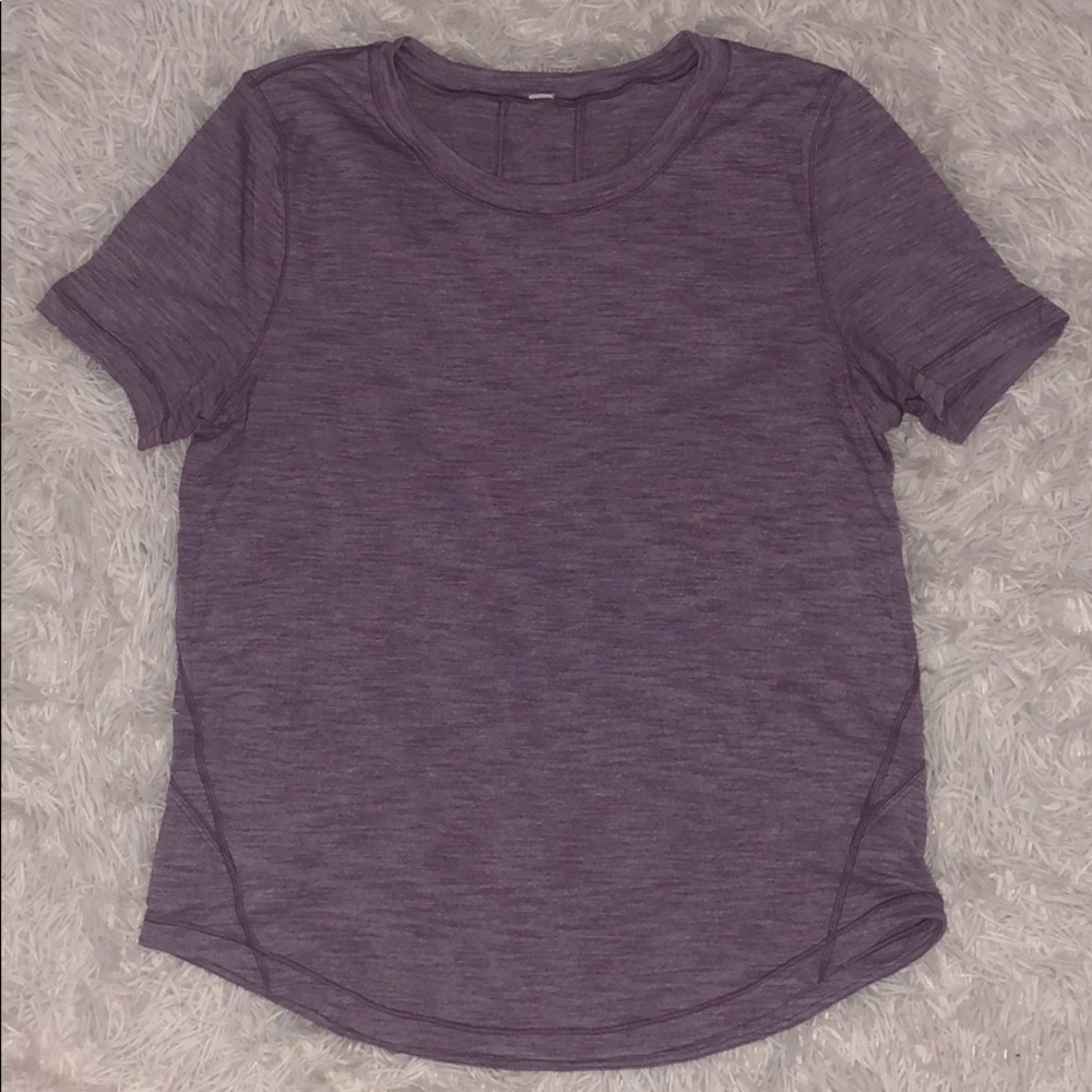 Lululemon workout top perfect condition